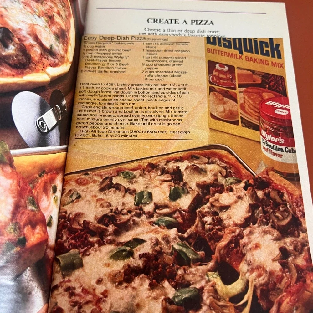 Vintage 1983 The Best of Bisquick Betty Crocker Cookbook Recipes Impossible Pies